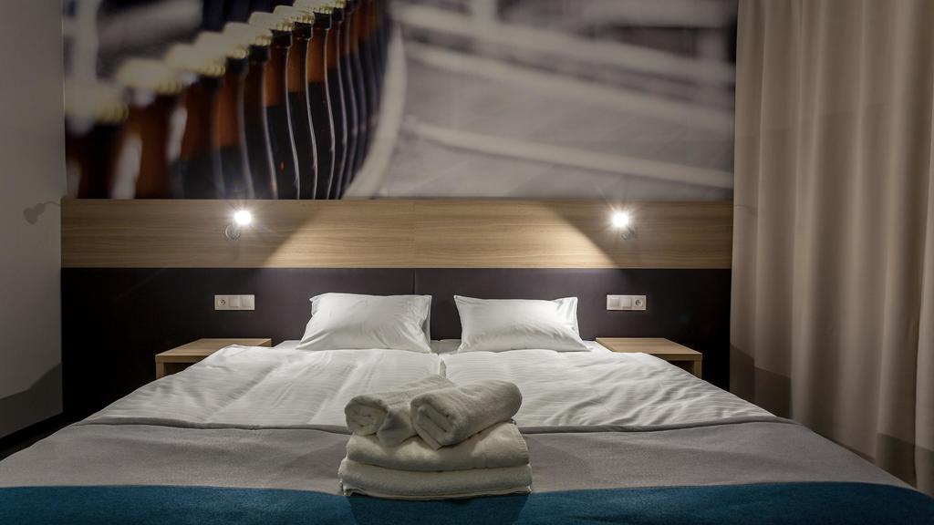 Hotel Ren & Restauracja Browar Kociewski Starogard Gdański Quarto foto